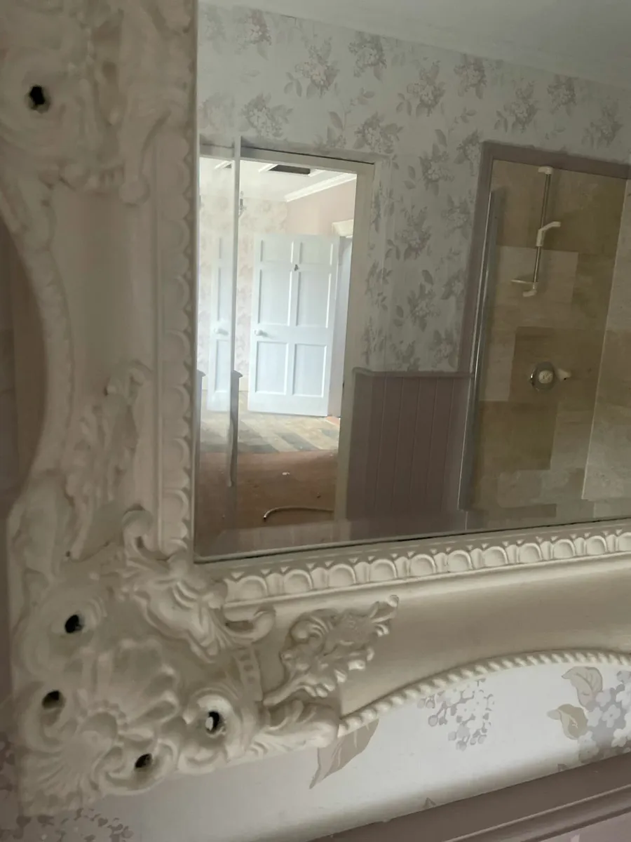 Rectangular Mirror with Cream-White Moulded Frame - Image 2