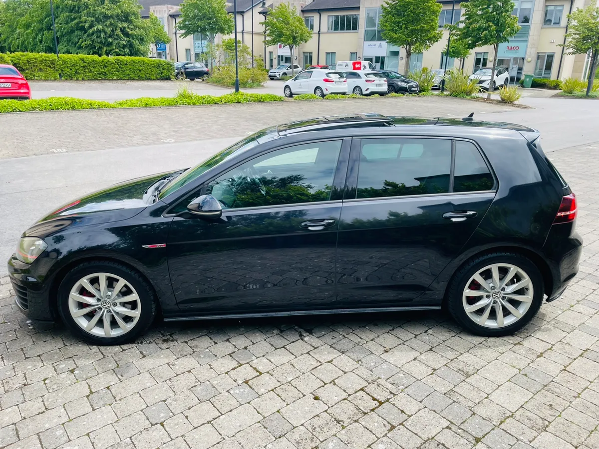 2014/12 VOLKSWAGEN GOLF GTI 2.0 TSI DSG WOLFSBURG - Image 3