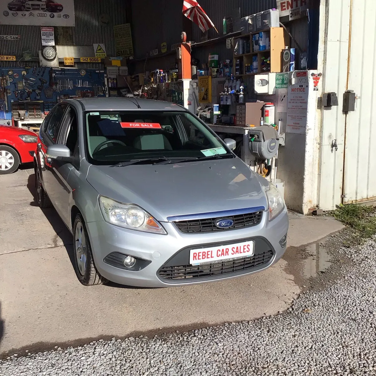 2010 Ford Focus - Image 1