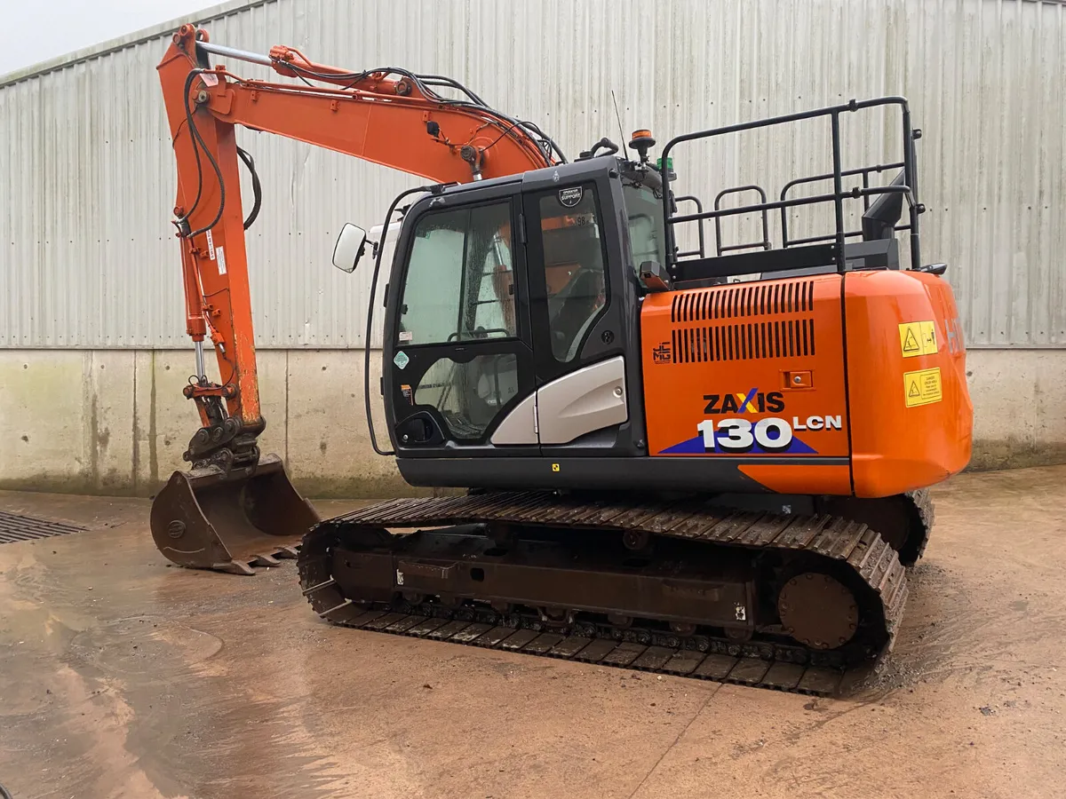2020 HITACHI ZX130LCN-6 - Image 2