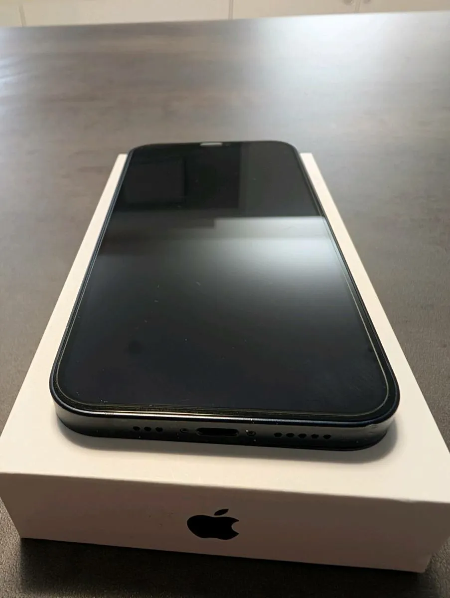 iPhone 12 64 Gb - Image 4