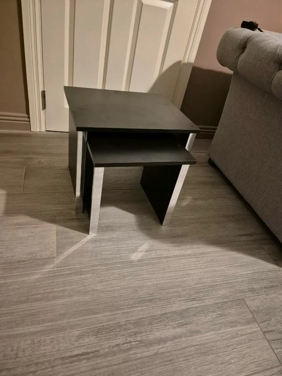 TV stand & side table (x2) set - Image 2