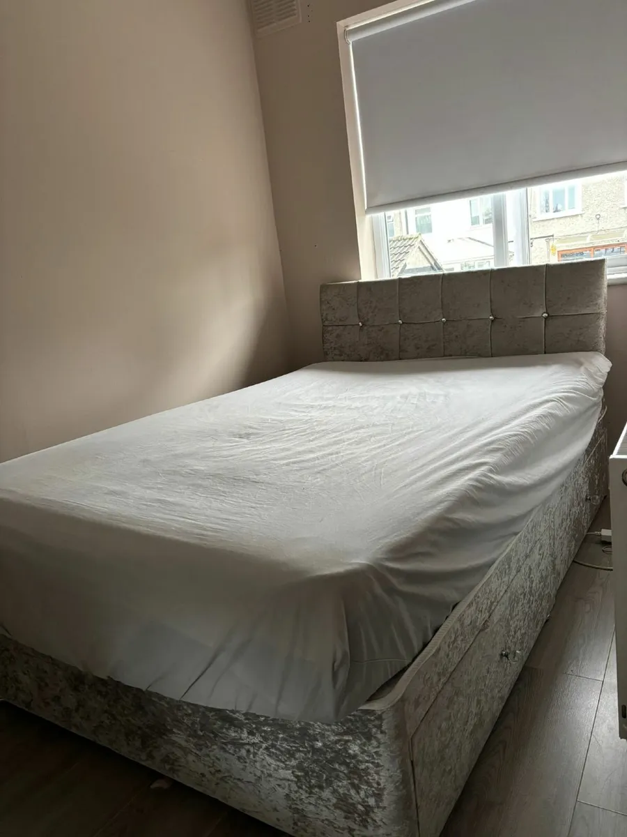 Bed with matress headboard 4ft - Image 1