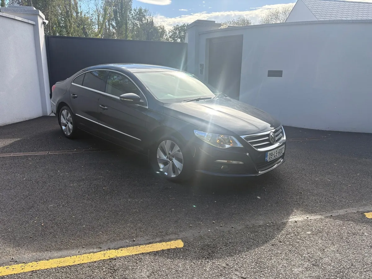 2009 VOLKSWAGEN PASSAT CC - Image 2