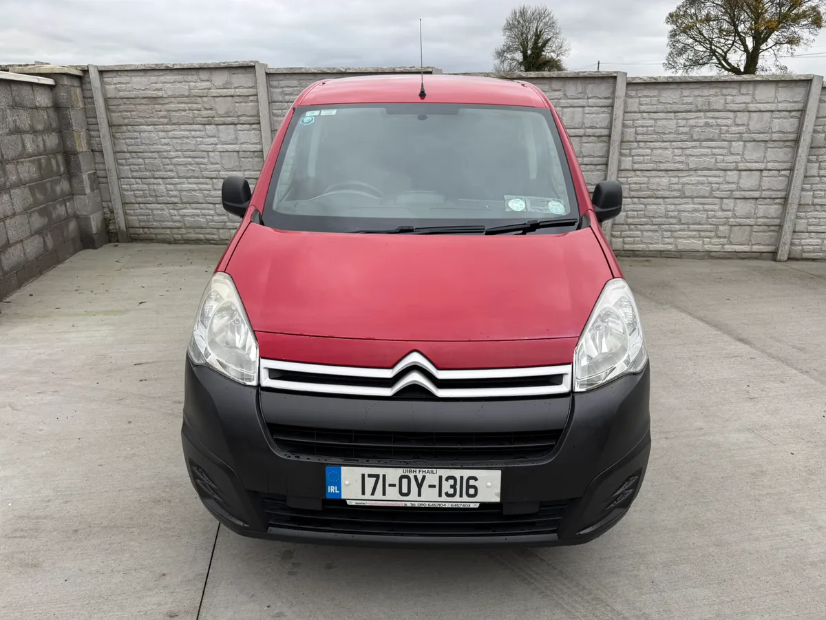 Citroen Berlingo 2017 - Image 2
