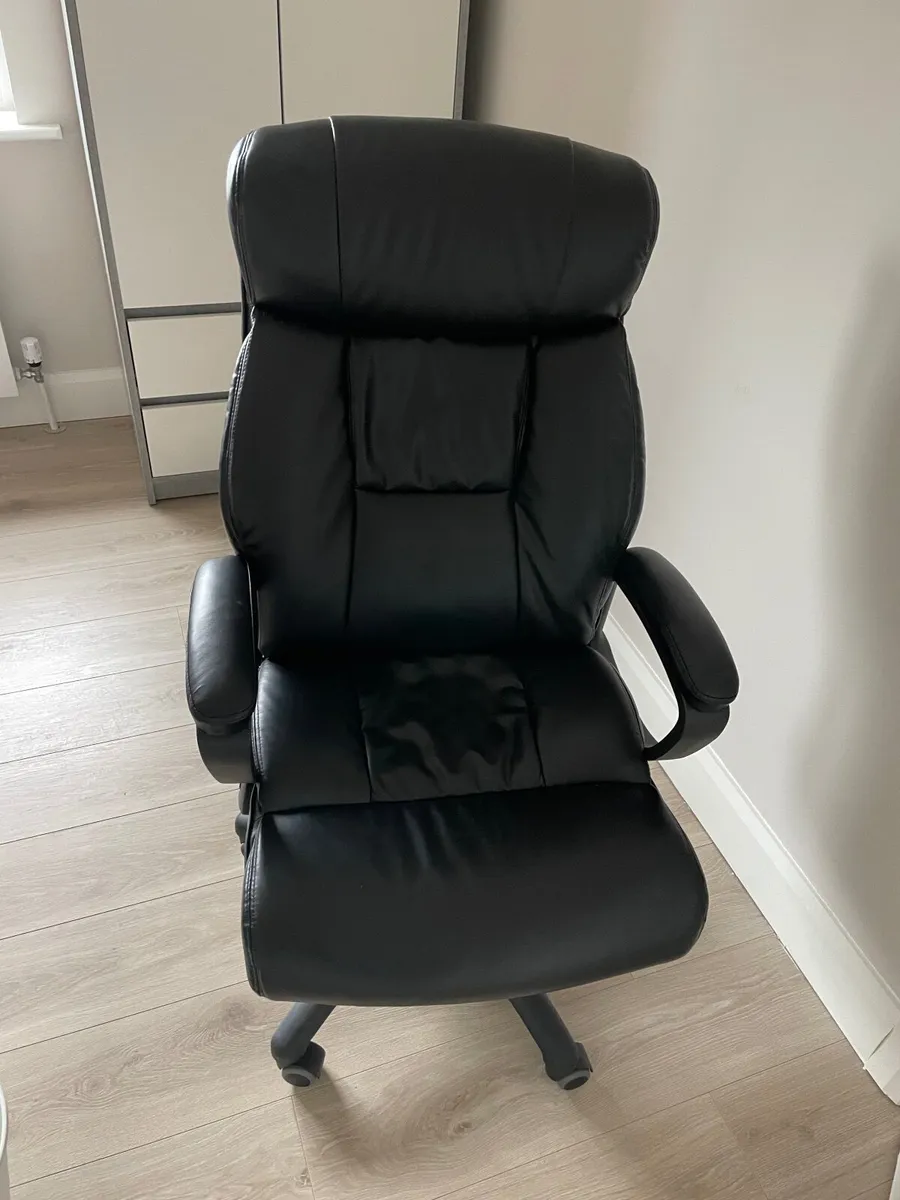 Office Chair - Image 1