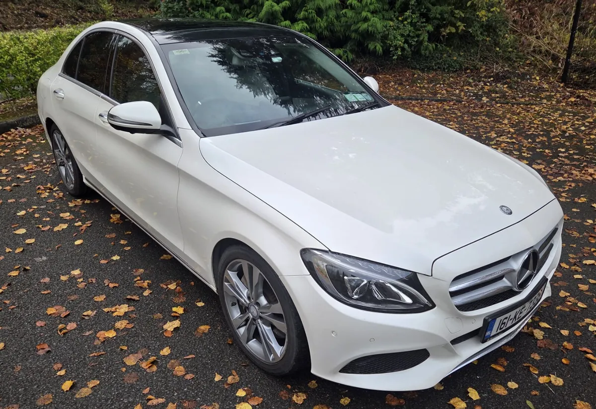 Mercedes C-Class exclusive /auto/ petrol plug-in - Image 1