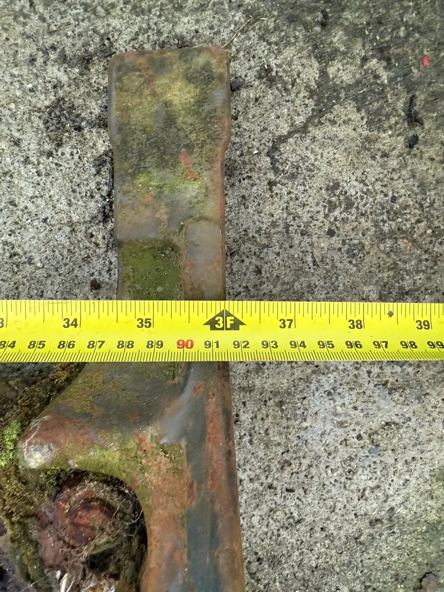 Kubota buckets and spare parts - Image 3