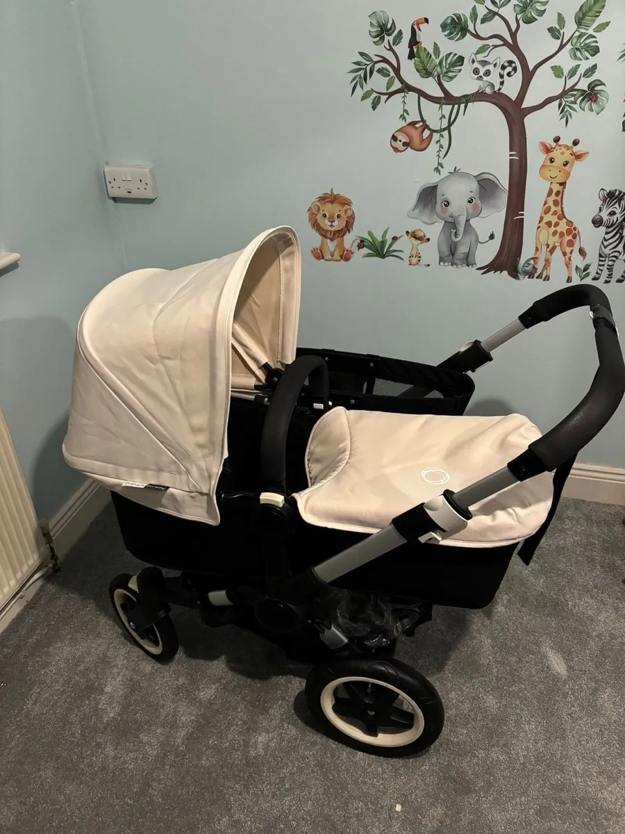 Children buggie - Image 1