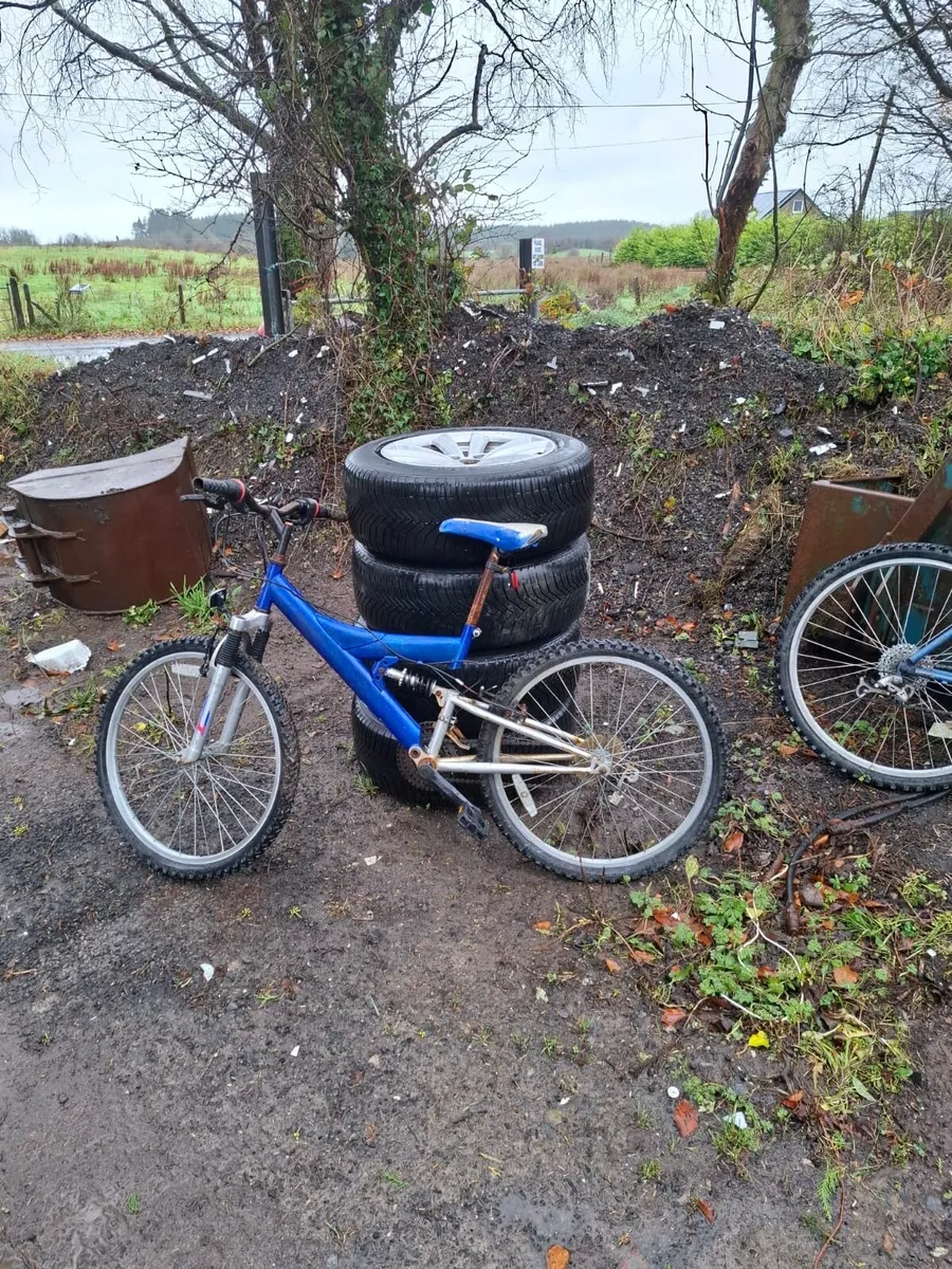 mountain bikes - Image 1