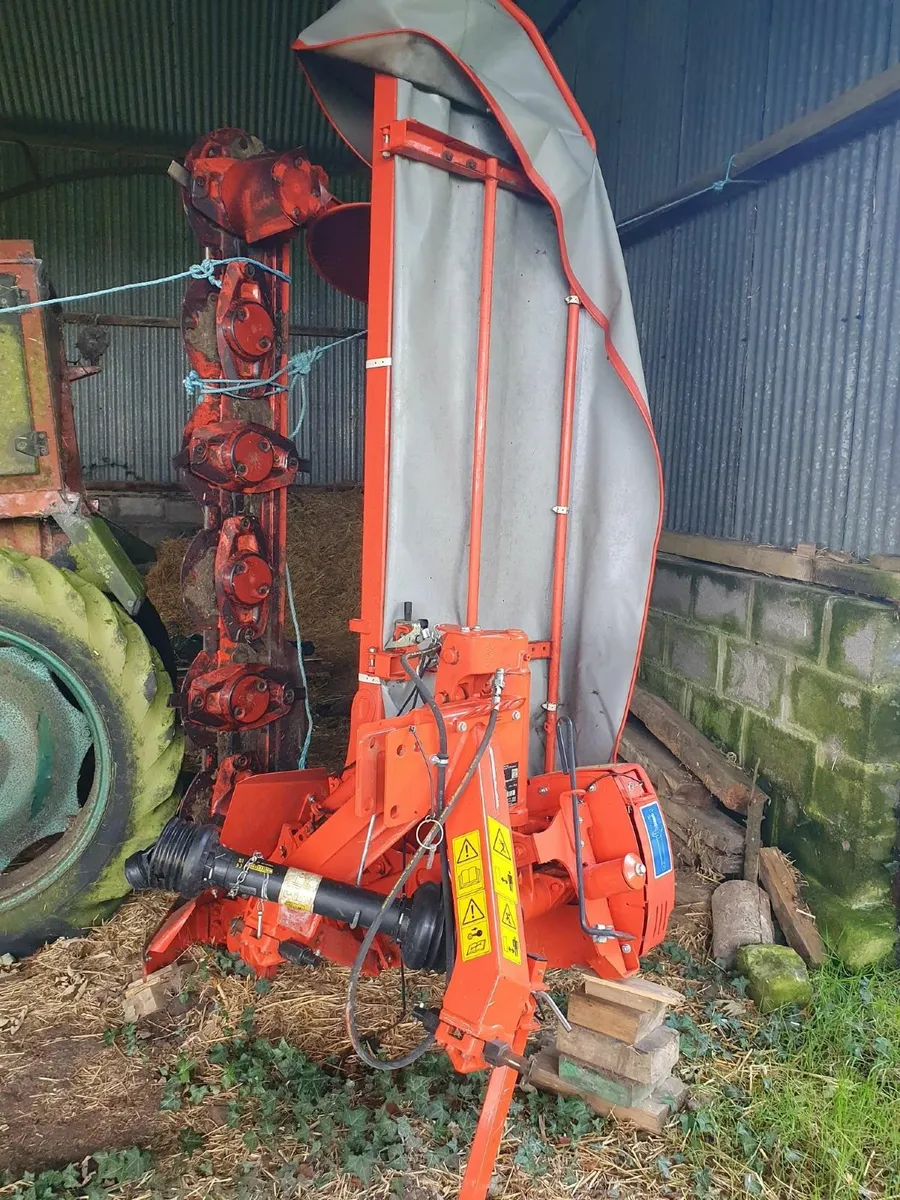 KUHN MOWER 8FT WIDE - Image 1