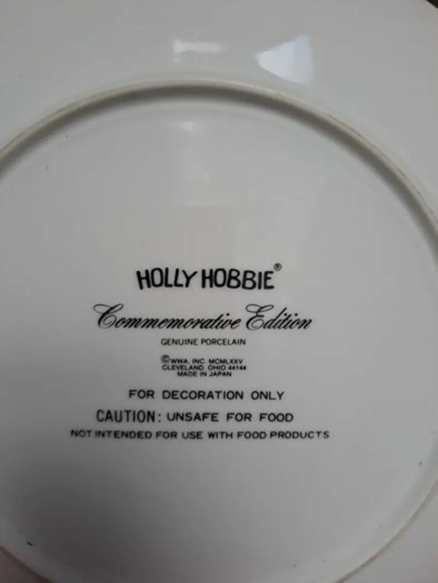 Holly Hobbie Christmas plate - Image 3