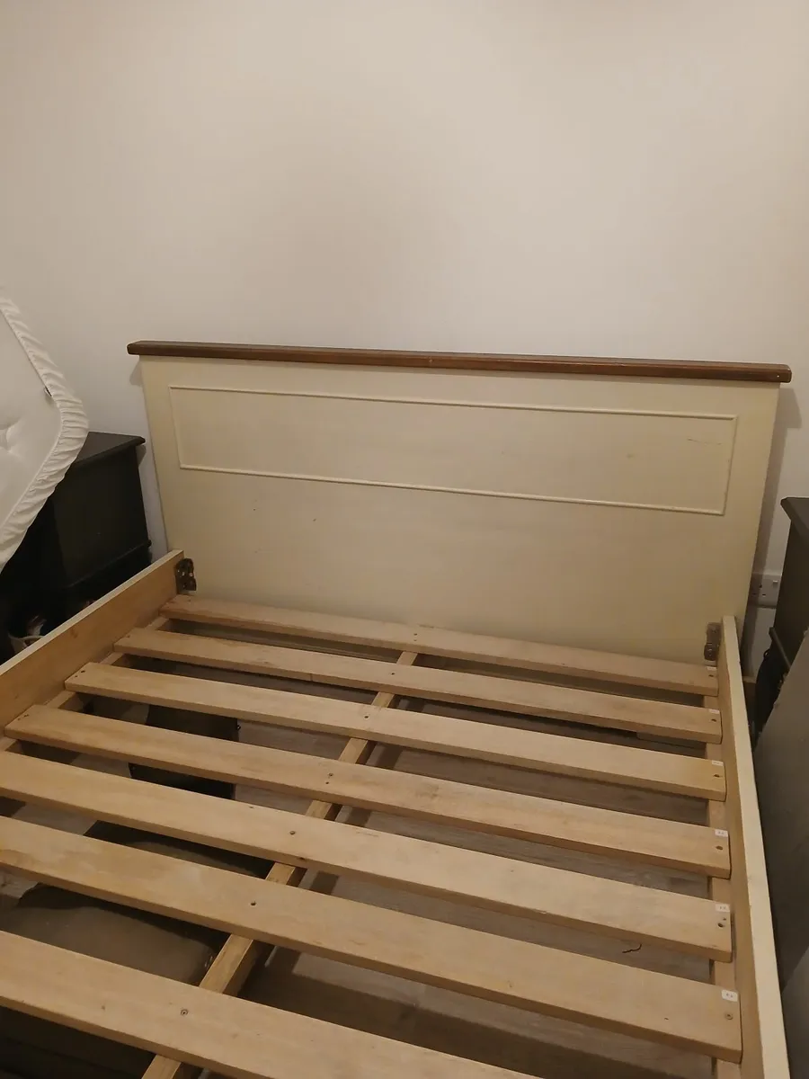 Bed 5ft king-size - Image 1