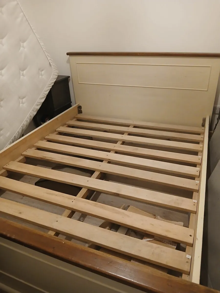 Bed 5ft king-size - Image 2