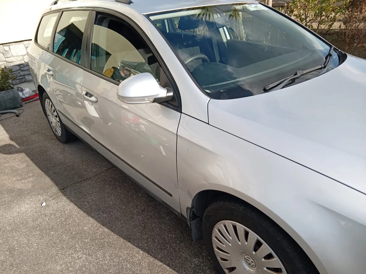 Volkswagen Passat 07 - Image 2