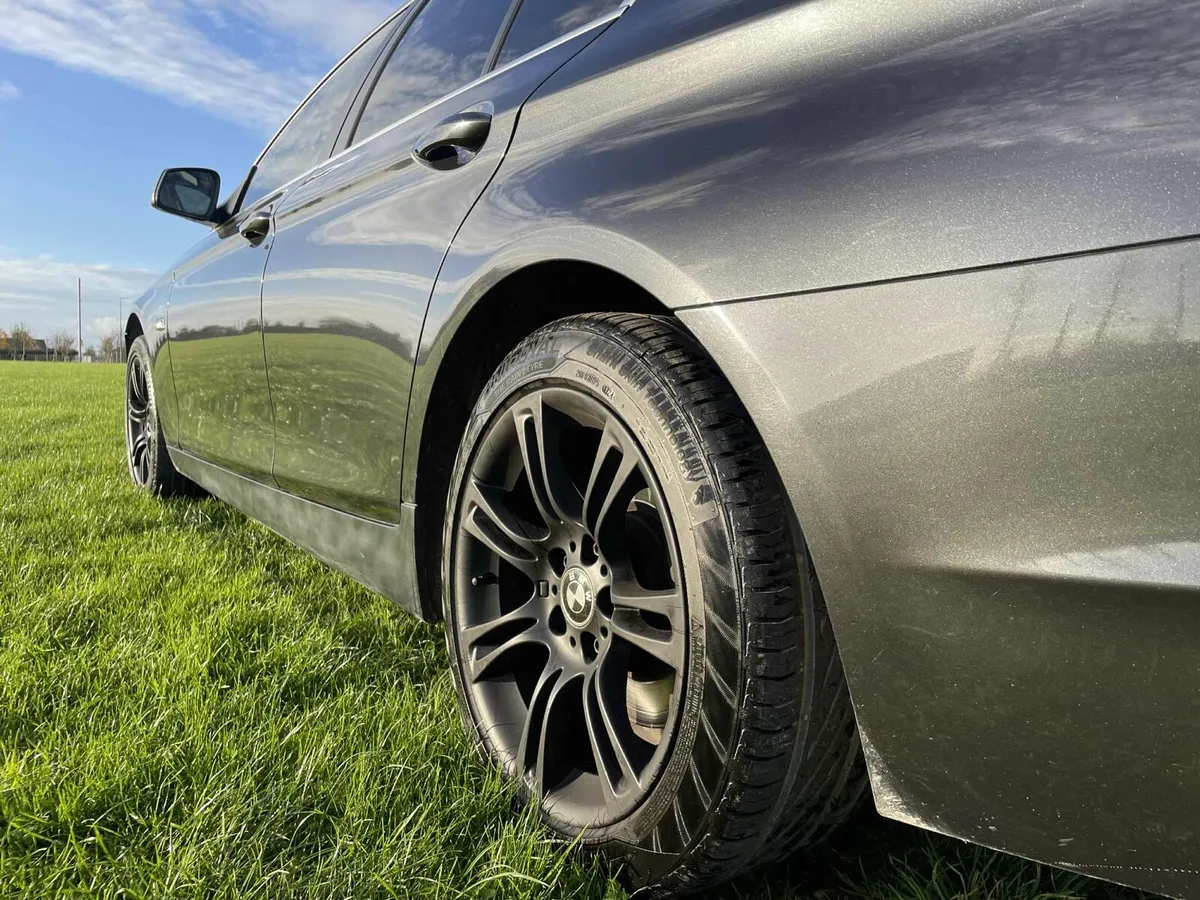 Bmw 520 auto NEW CHAIN - Image 4