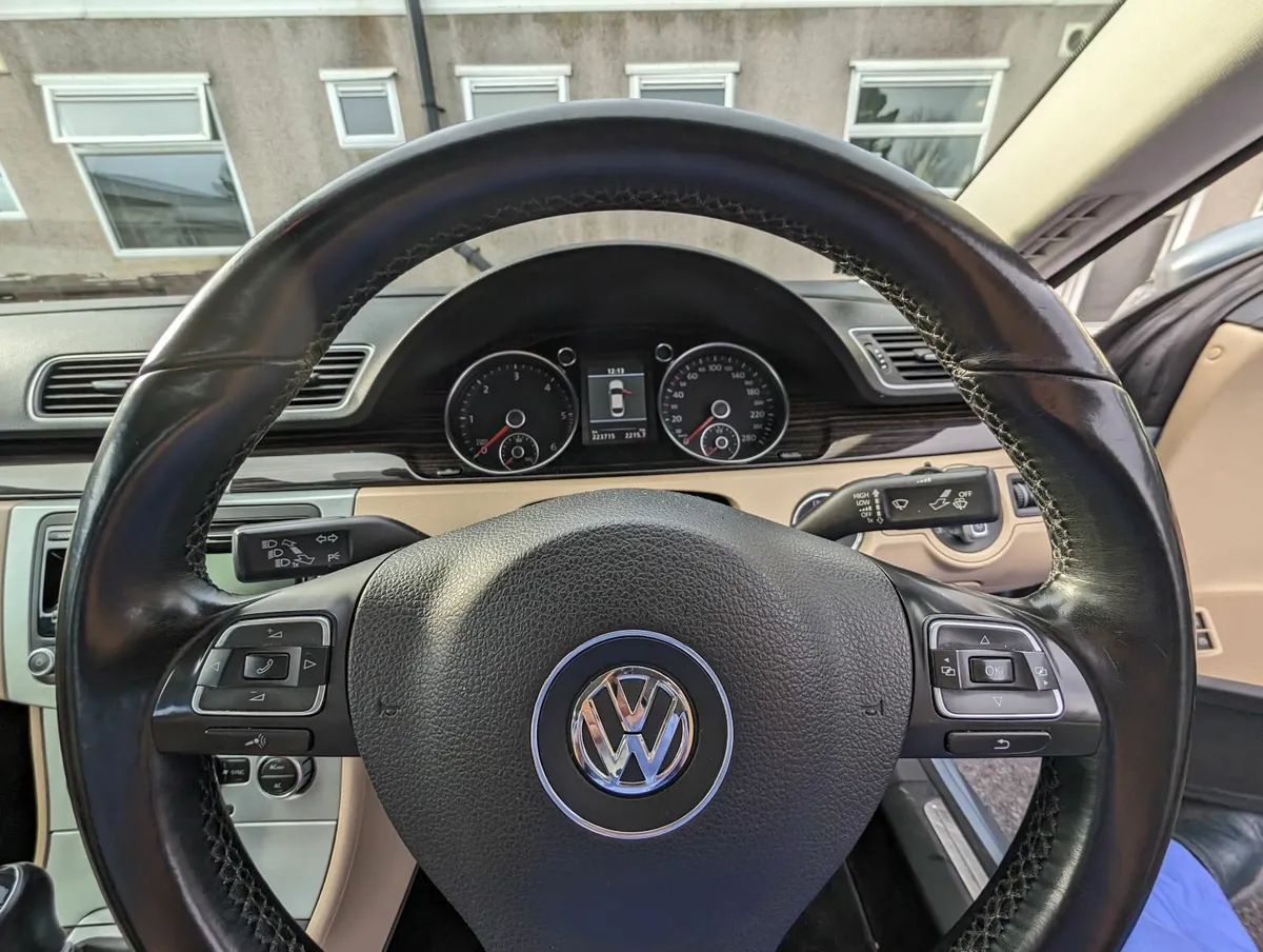 Volkswagen CC 2012 - Image 3