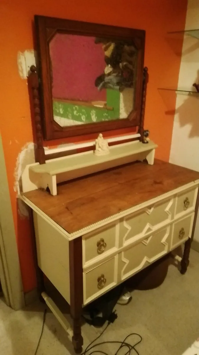Antique dressing table - Image 3