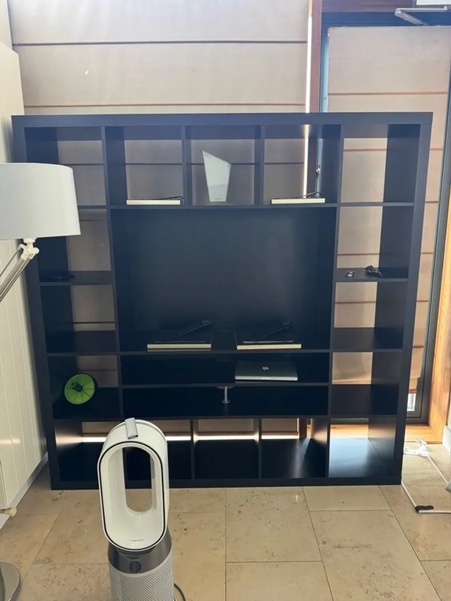 Free TV unit