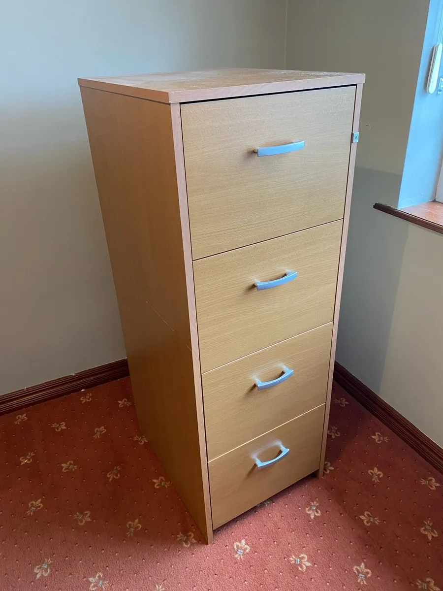 Filing cabinet - Image 1