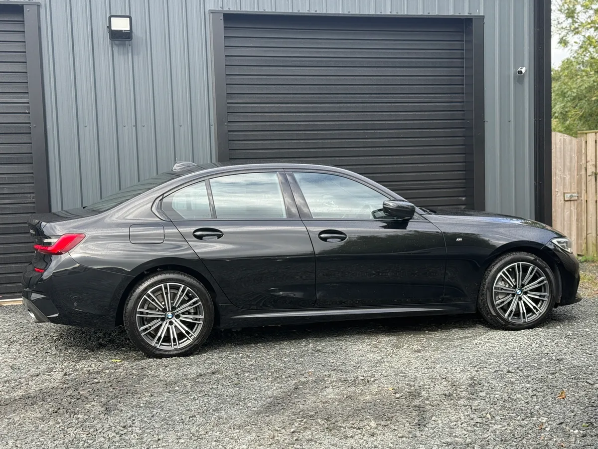 211 BMW 330E 3 SERIES M-SPORT - Image 4