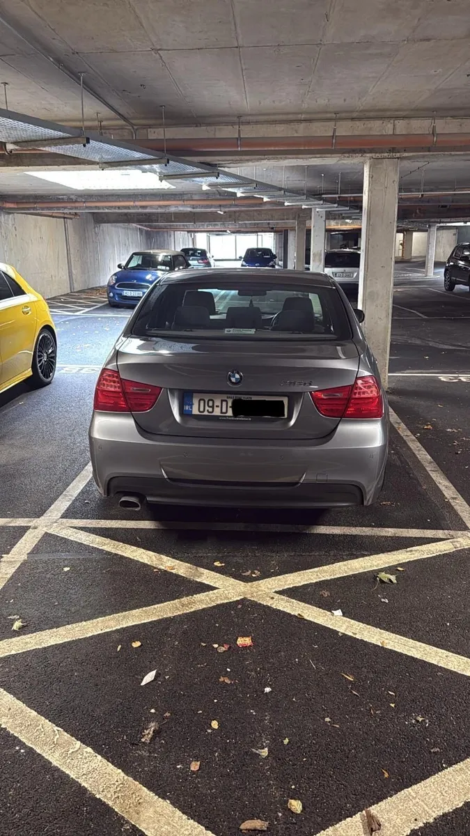 BMW M Sport 3-Series 2009 - Image 2