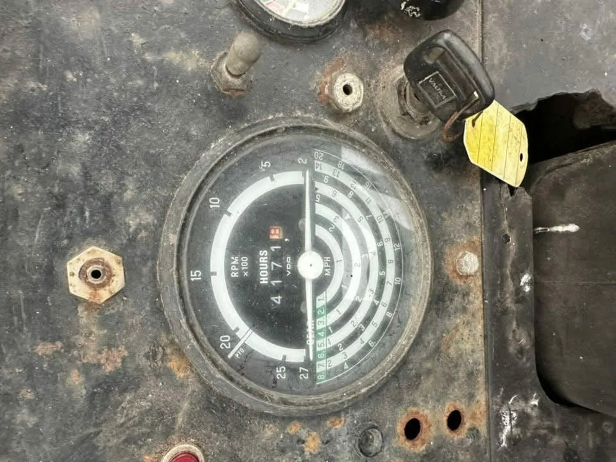 JOHN DEERE 2130 - Image 4