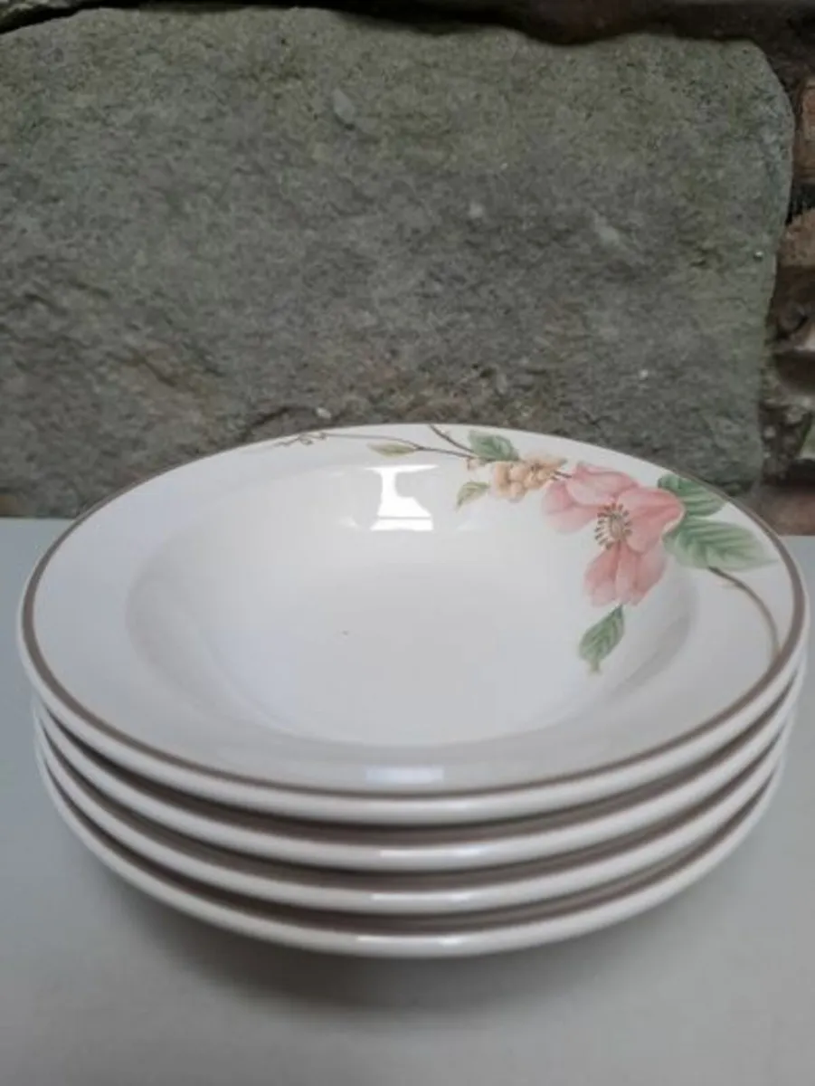 Keltcraft by Noritake bowls - Image 1