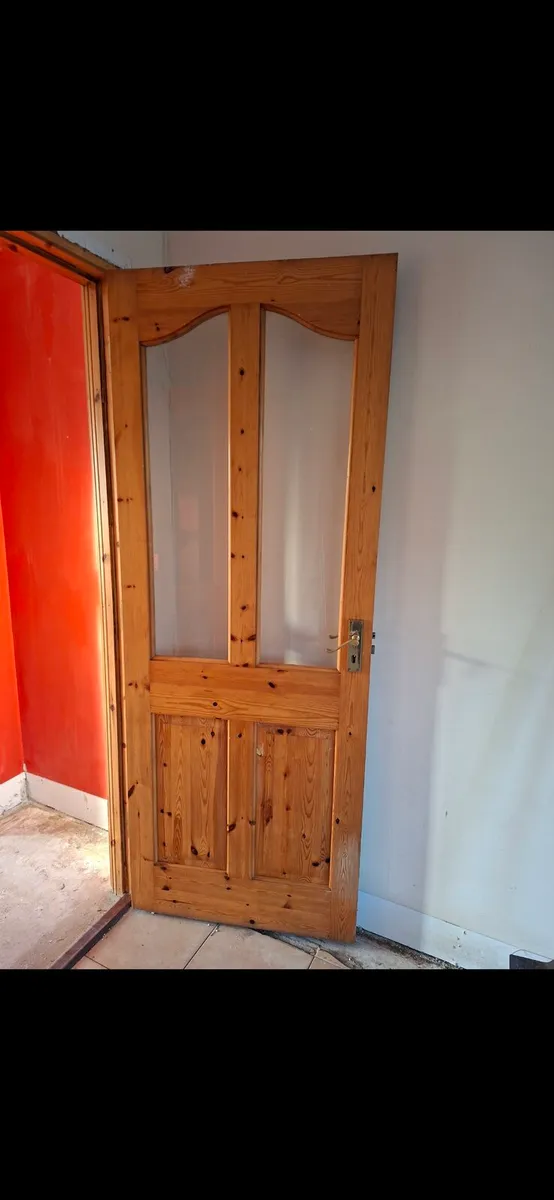 Internal doors - Image 2