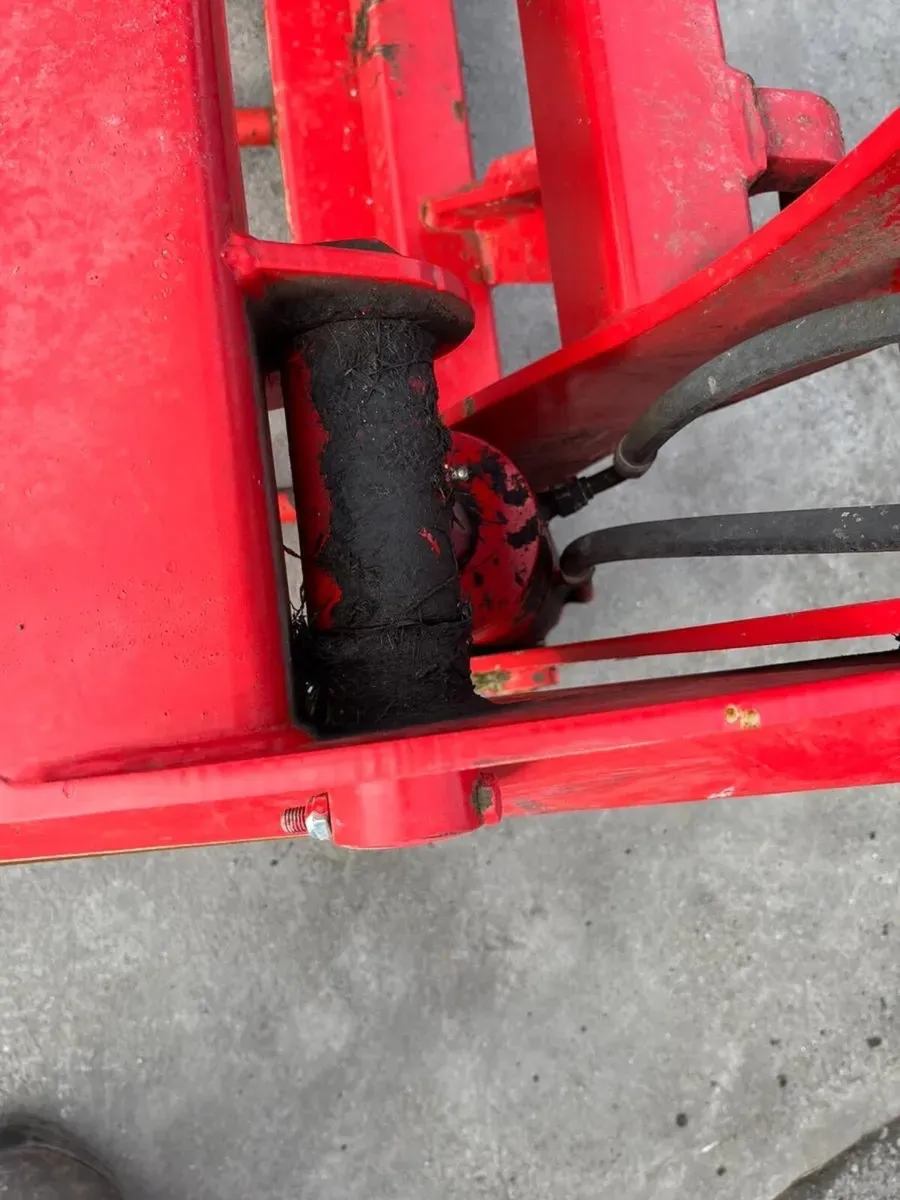 Keltec bale slice - Image 2