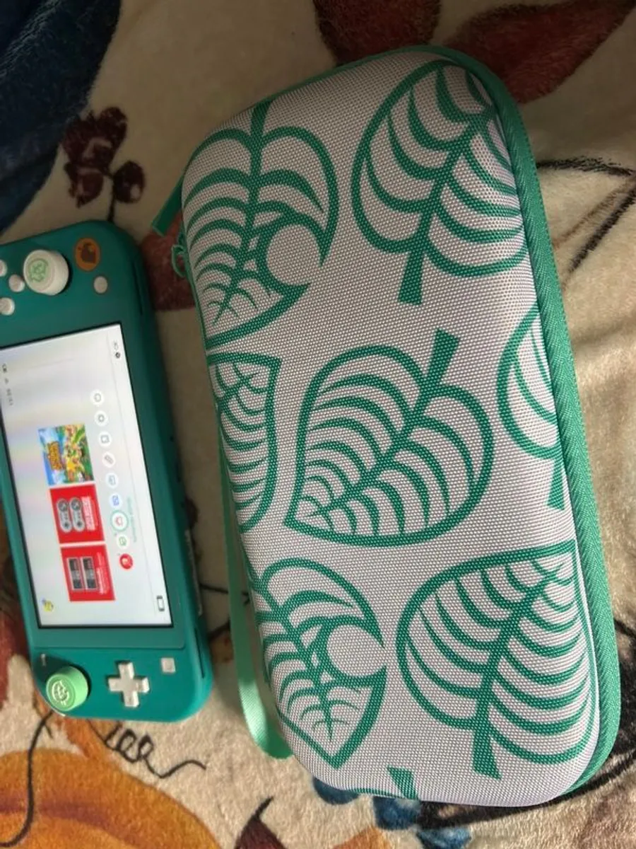 Nintendo switch Lite - Image 4