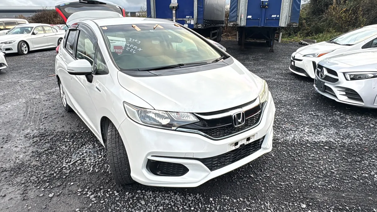 192 Honda Fit Automatic Hybrid Ready Friday 7/11/2 - Image 2