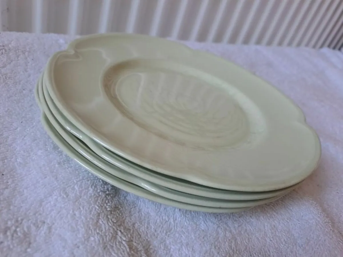 Vintage Greendawn plates - Image 4