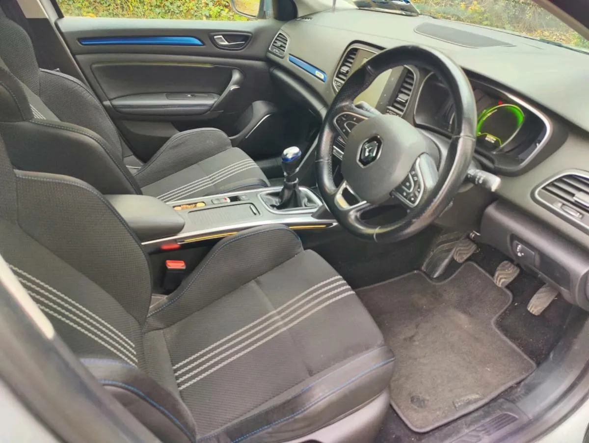 Renault Megane Estate GT Line - Image 3