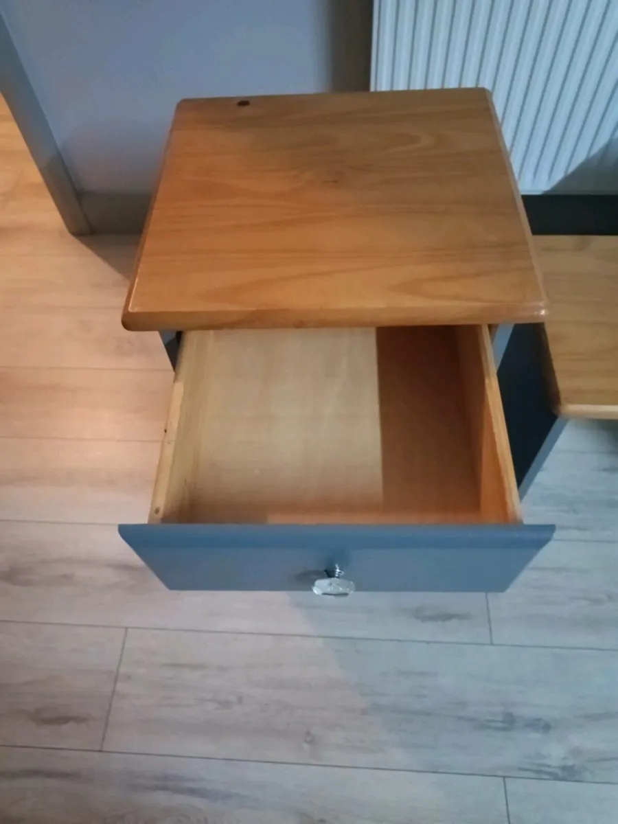 Bedside lockers - Image 4