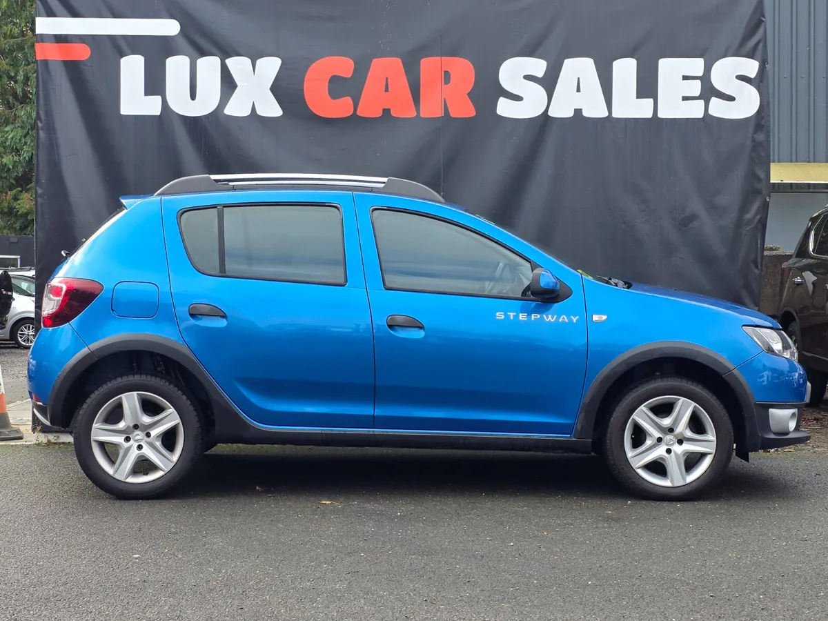 2016 Dacia Sandero Stepway 1.5 DCI SIGNATURE - Image 2