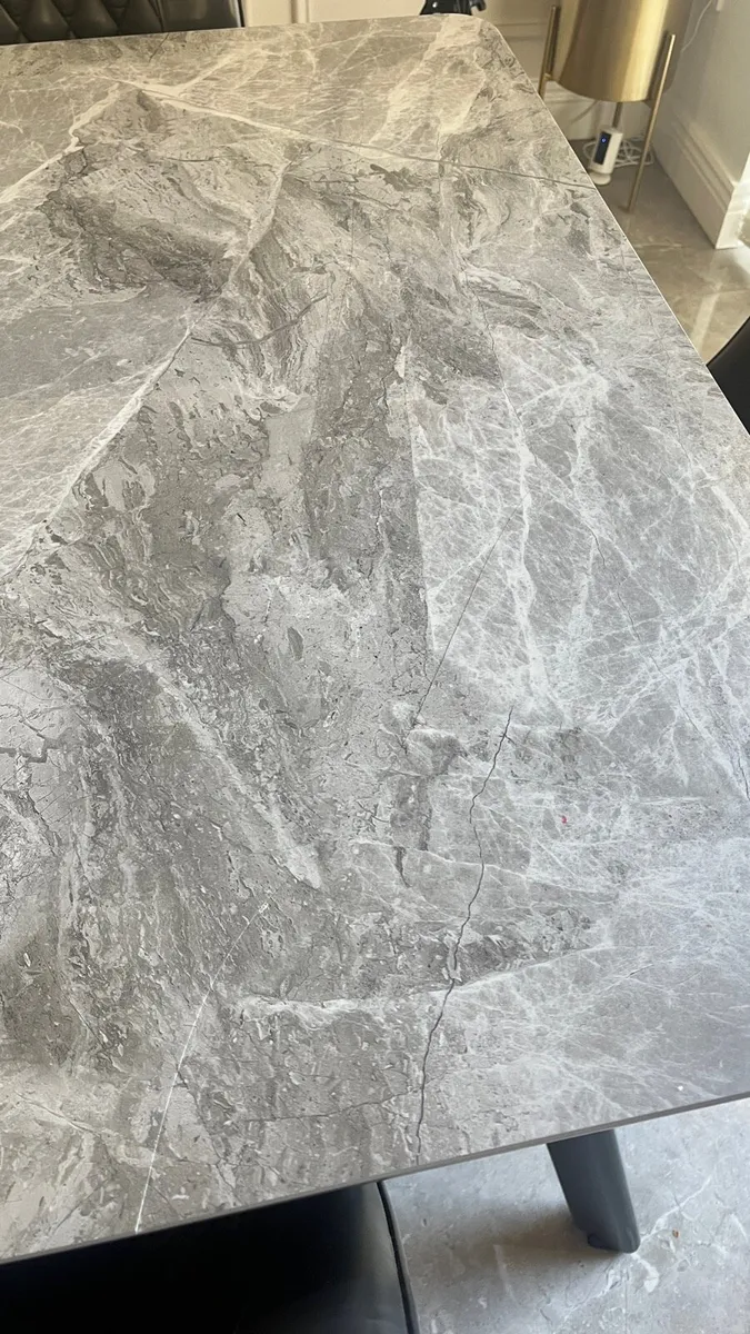 Dinning table - Image 4