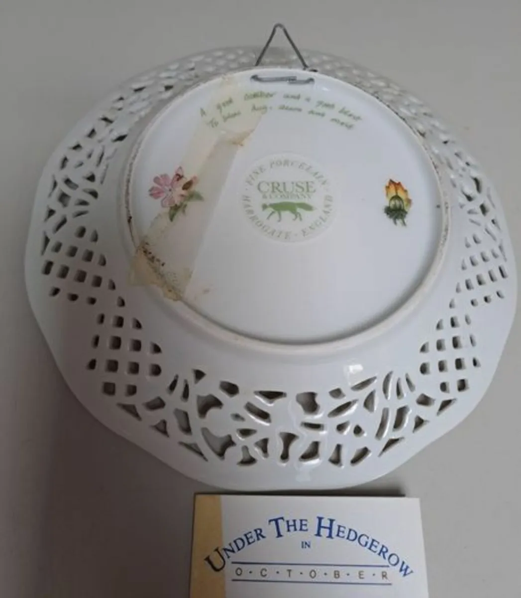 Under the Hedgerow Wall plate - Image 3