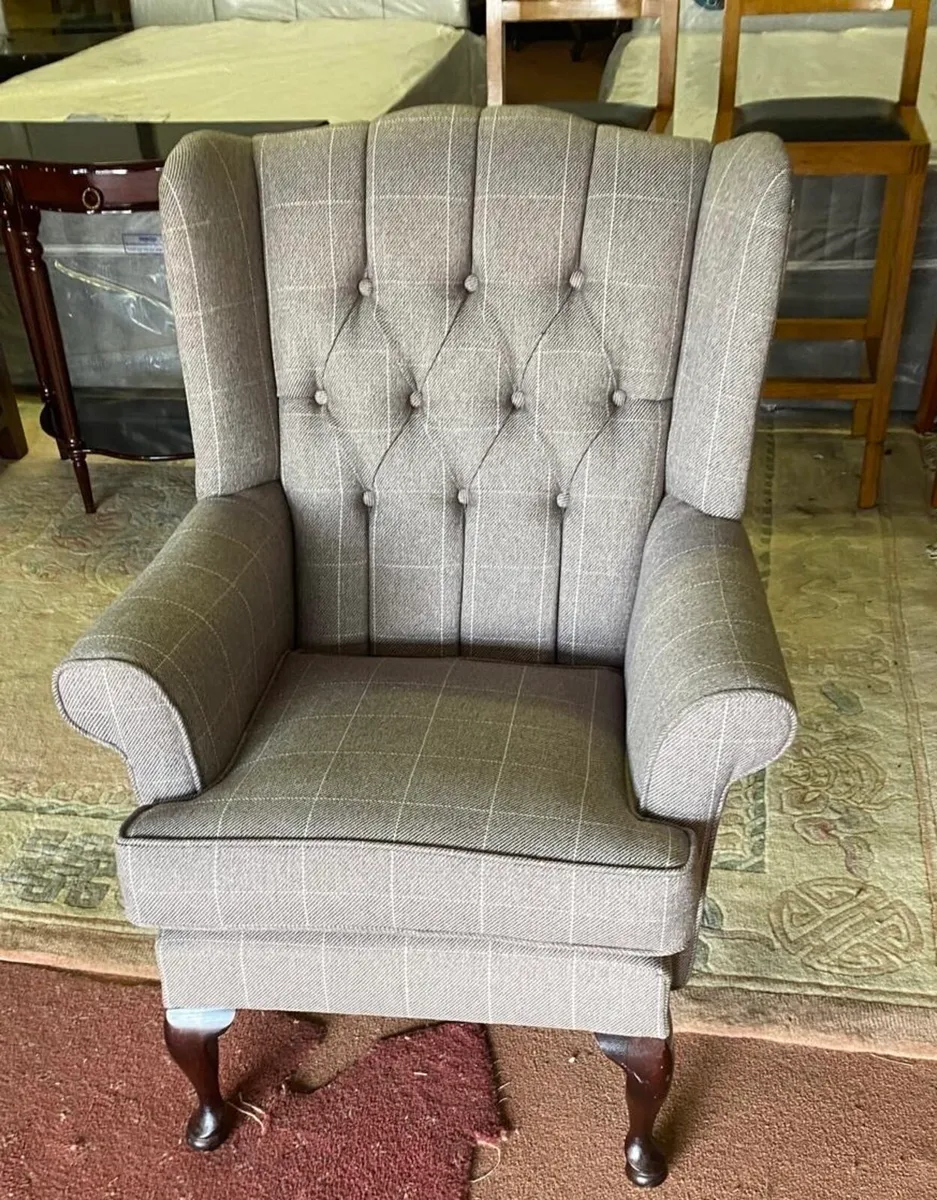 Wing back 2 seater and 2 chairs - Image 2