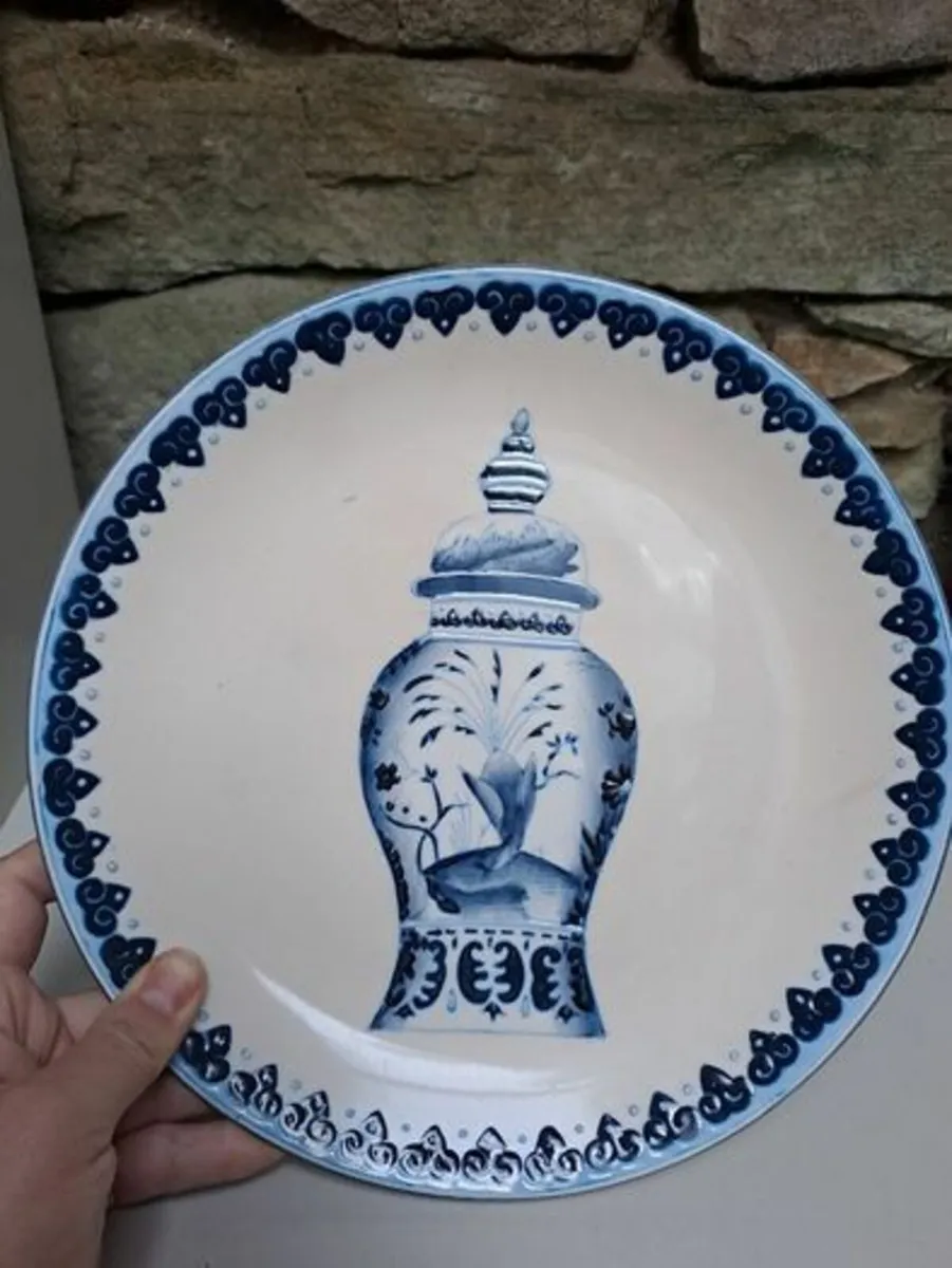 Vintage blue and white Plate Chinese - Image 3