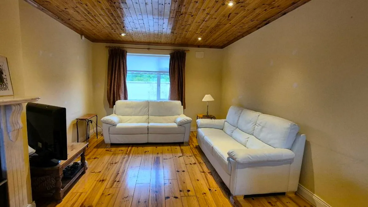 3 piece leather suite - Image 1