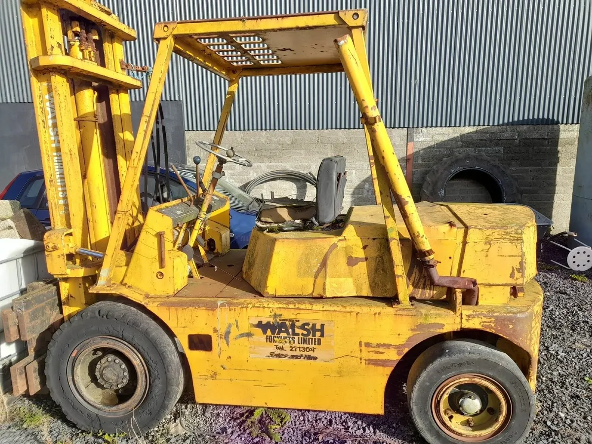 Diesel Forklift - Image 1
