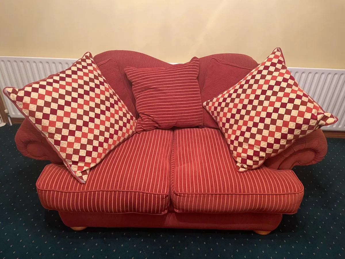 3 Piece Suite - Image 2