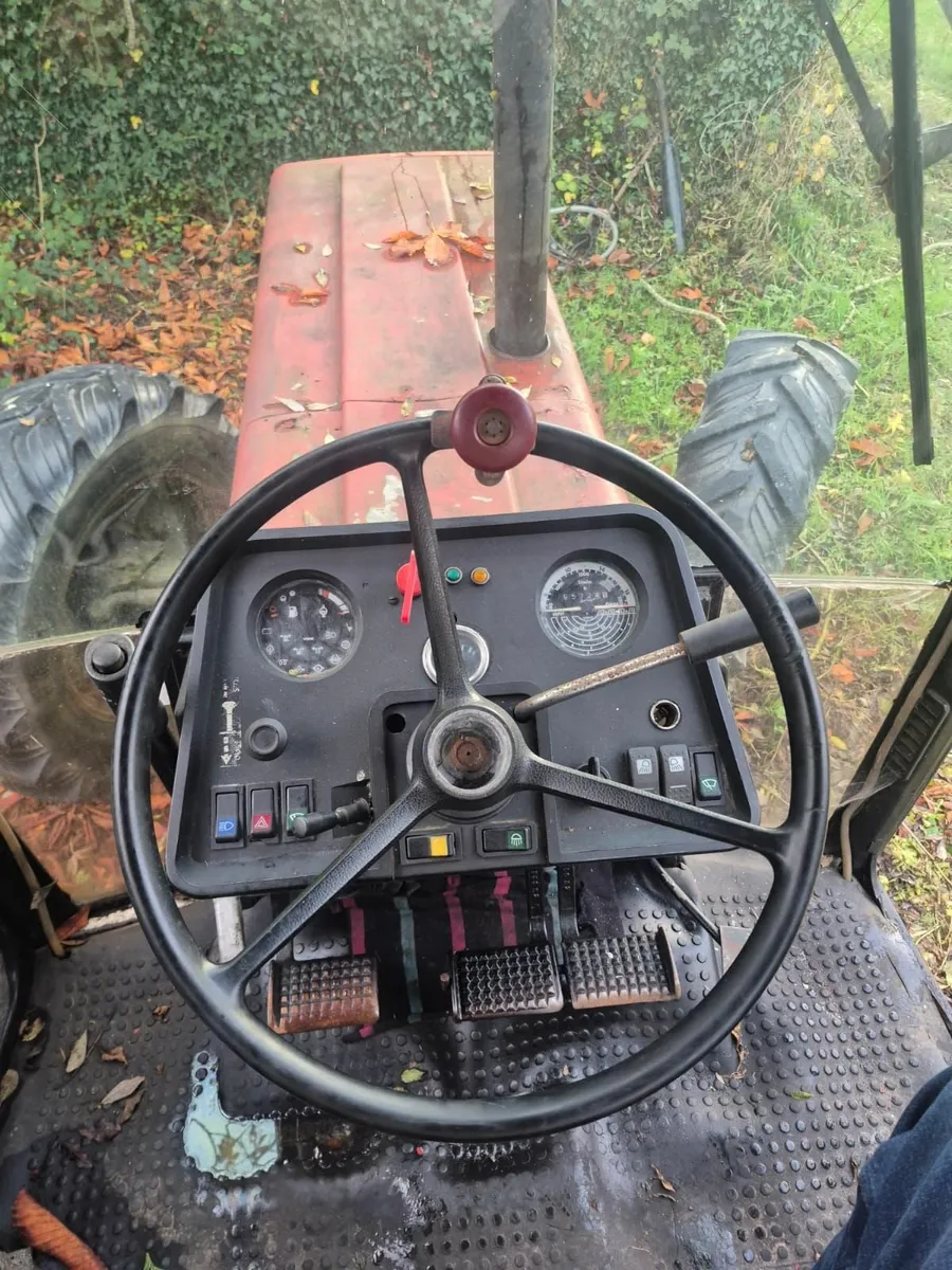 Case 956XL 4x4 Tractor (1989) - Image 3