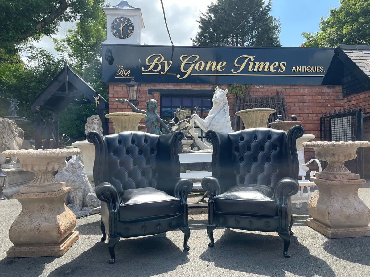 Black leather chesterfield chairs - Image 3