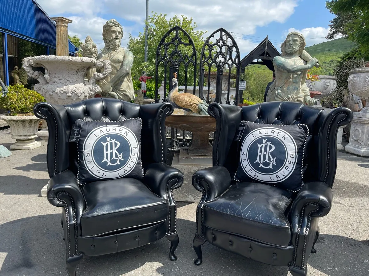 Black leather chesterfield chairs - Image 4
