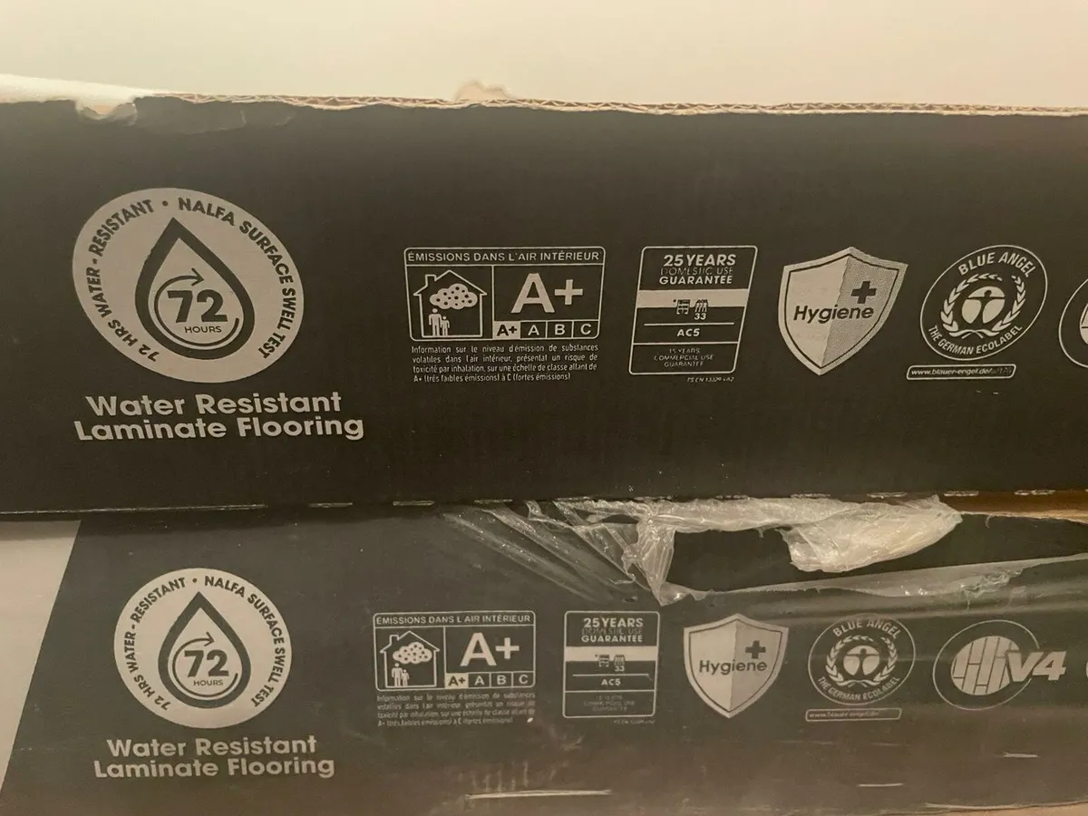 12mm AC5 Laminate flooring and 5kg walnut grout - Image 2