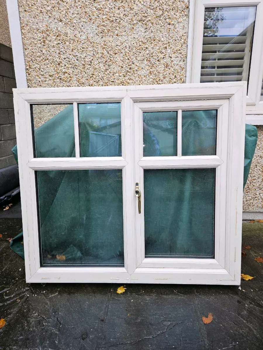 Kitchen window - Image 1