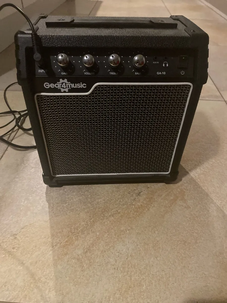 Electric guitar and amplifier - Image 3