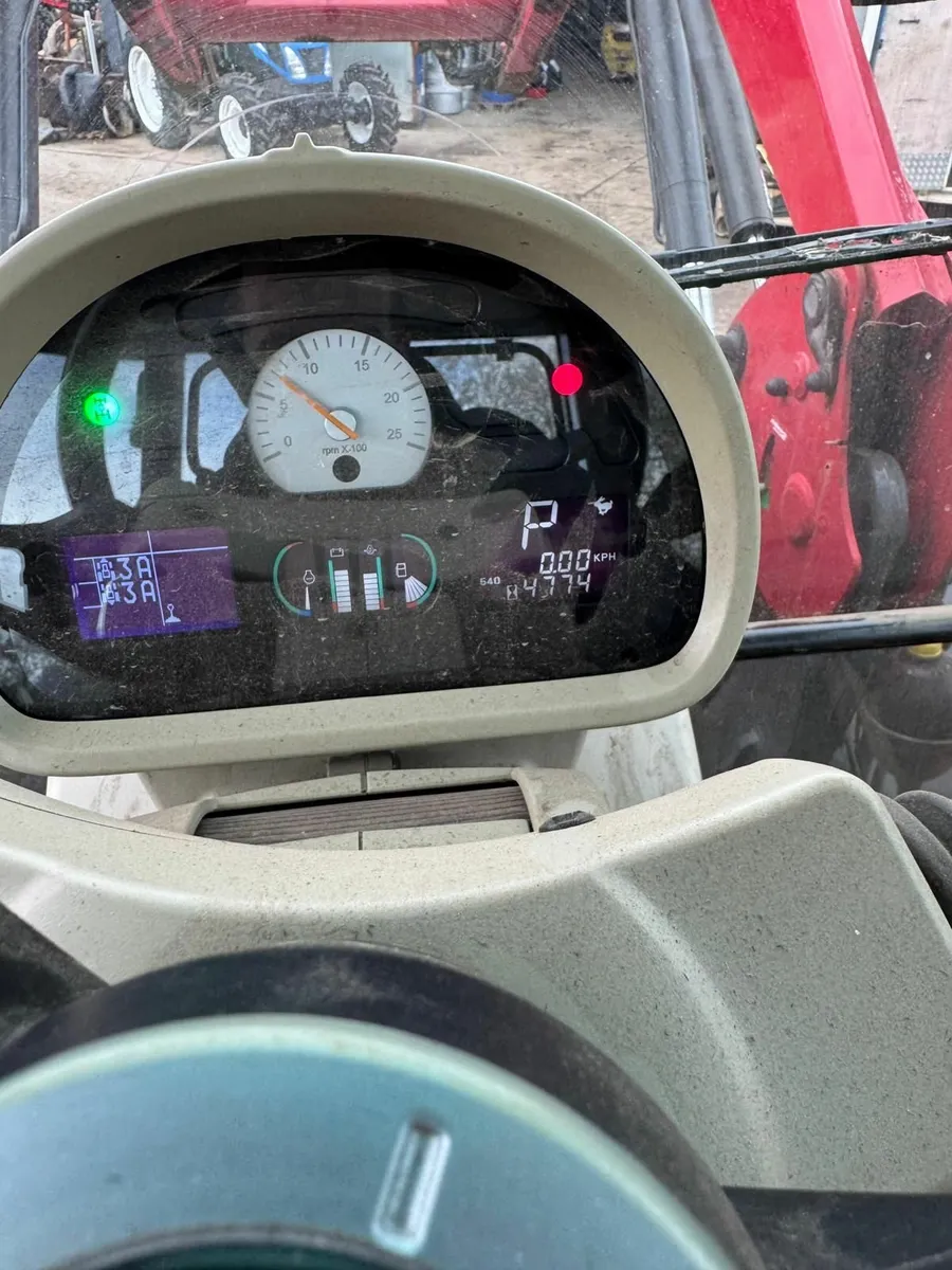 MASSEY FERGUSON 5610 - Image 3